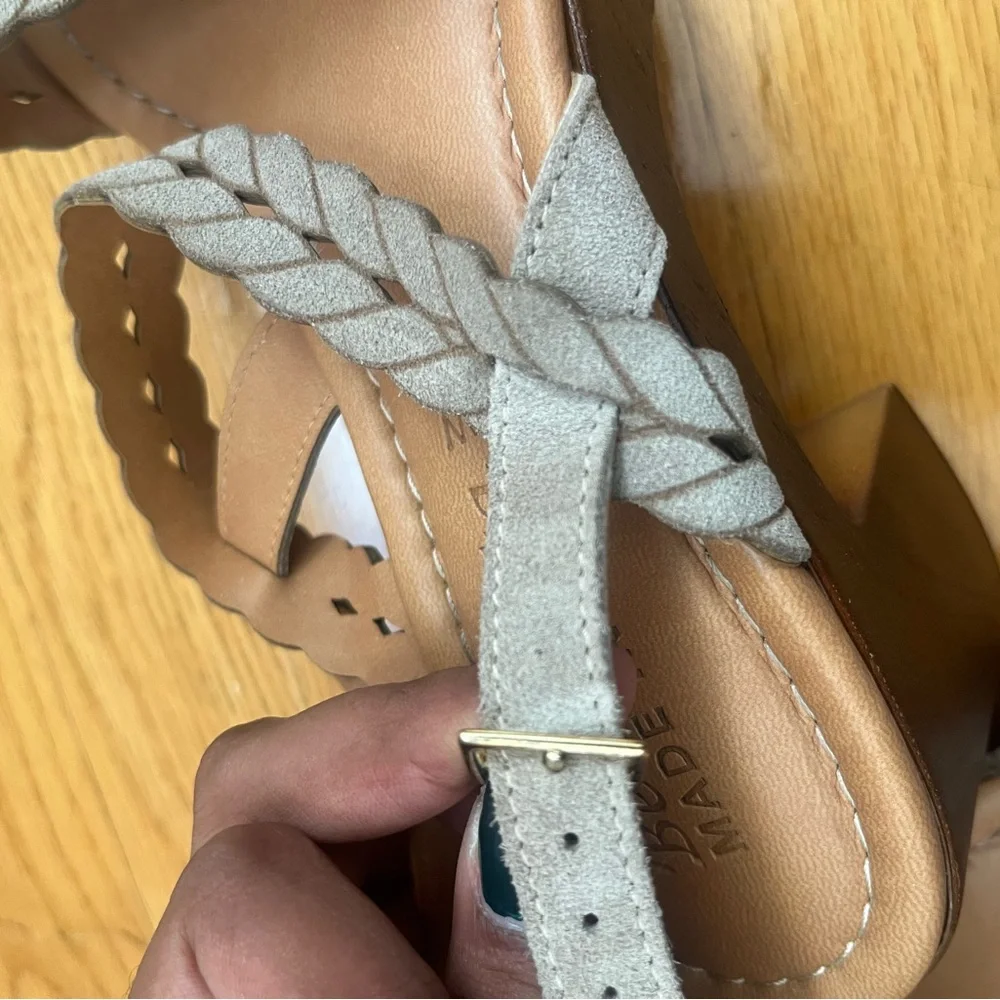 Bella Vita platform block heels 8 1/2 W - Picture 14 of 14